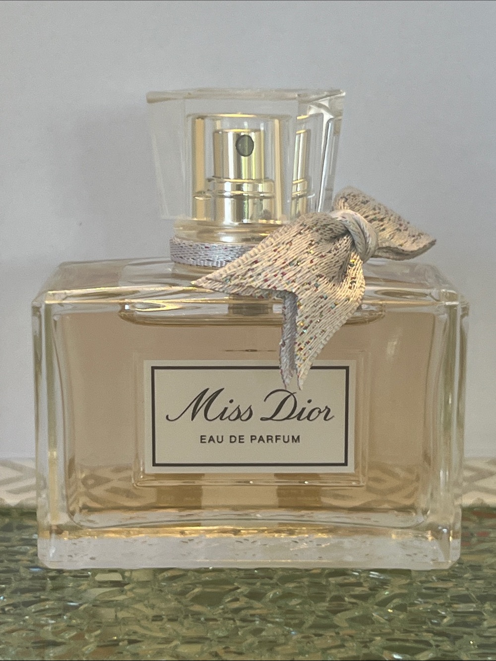 Dior Miss Dior Gift Set in Pink and Gold Accents - Picture 2 of 4